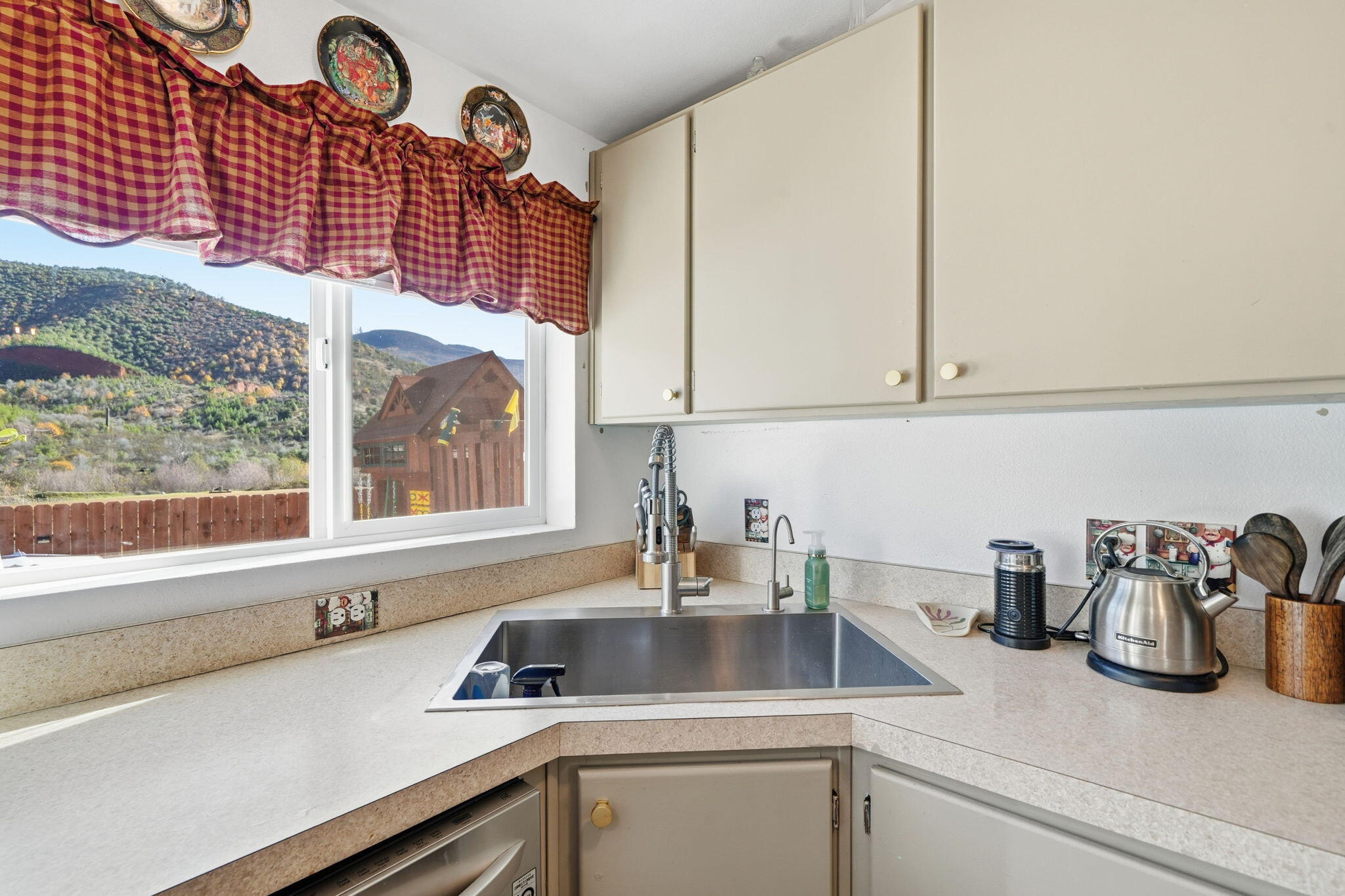 13905 Trinity Mountain Road, Unit 84 French Gulch, CA 96033 - Photo 11 of 45 10-web-or-mls-IMG-10