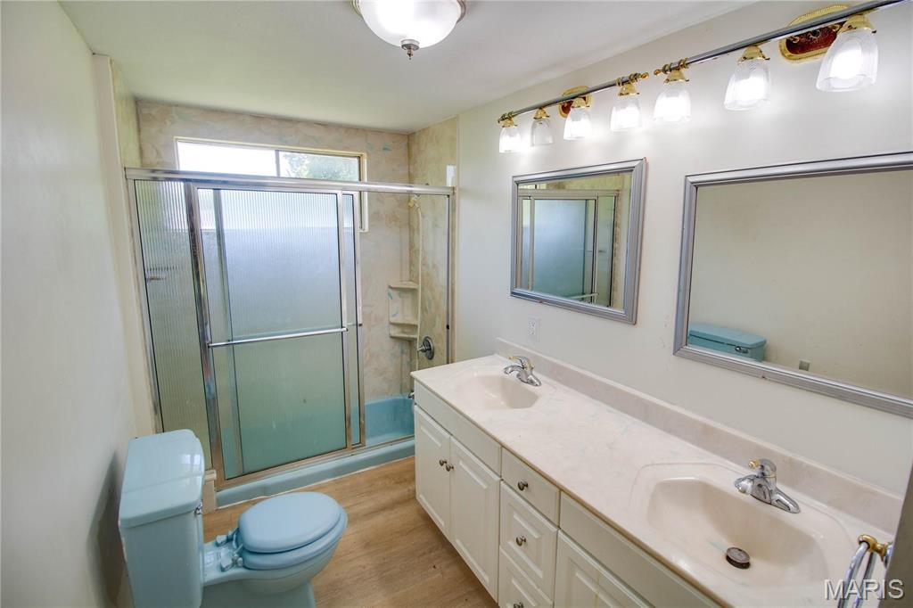 5014 Alicia Drive Alton, IL 62002 - Photo 16 of 32
