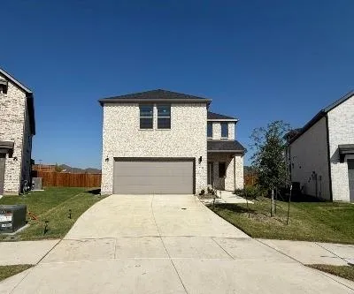 $2,490 | 714 Melody Hl Drive, McKinney, TX 75071