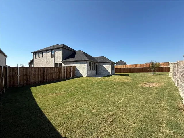 $2,649 | 714 Melody Hl Drive, McKinney, TX 75071