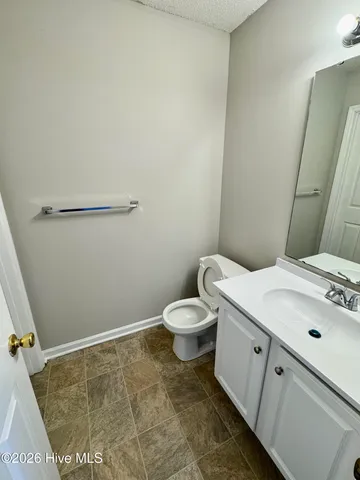 $1,200 | 2140 Sanibelle Lane, Unit B, Greenville, NC 27834