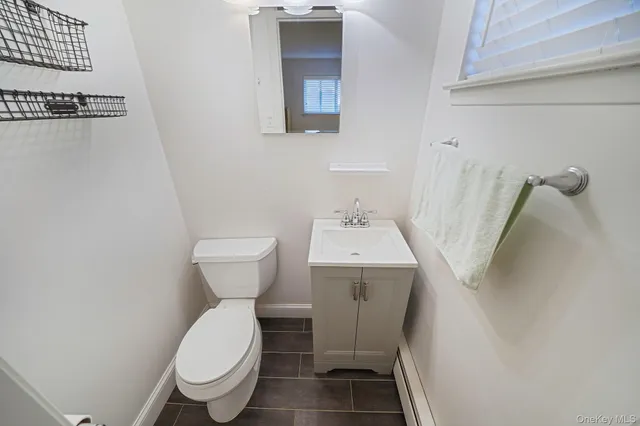 $629,000 | 126 West 3rd Street, Deer Park, NY 11729