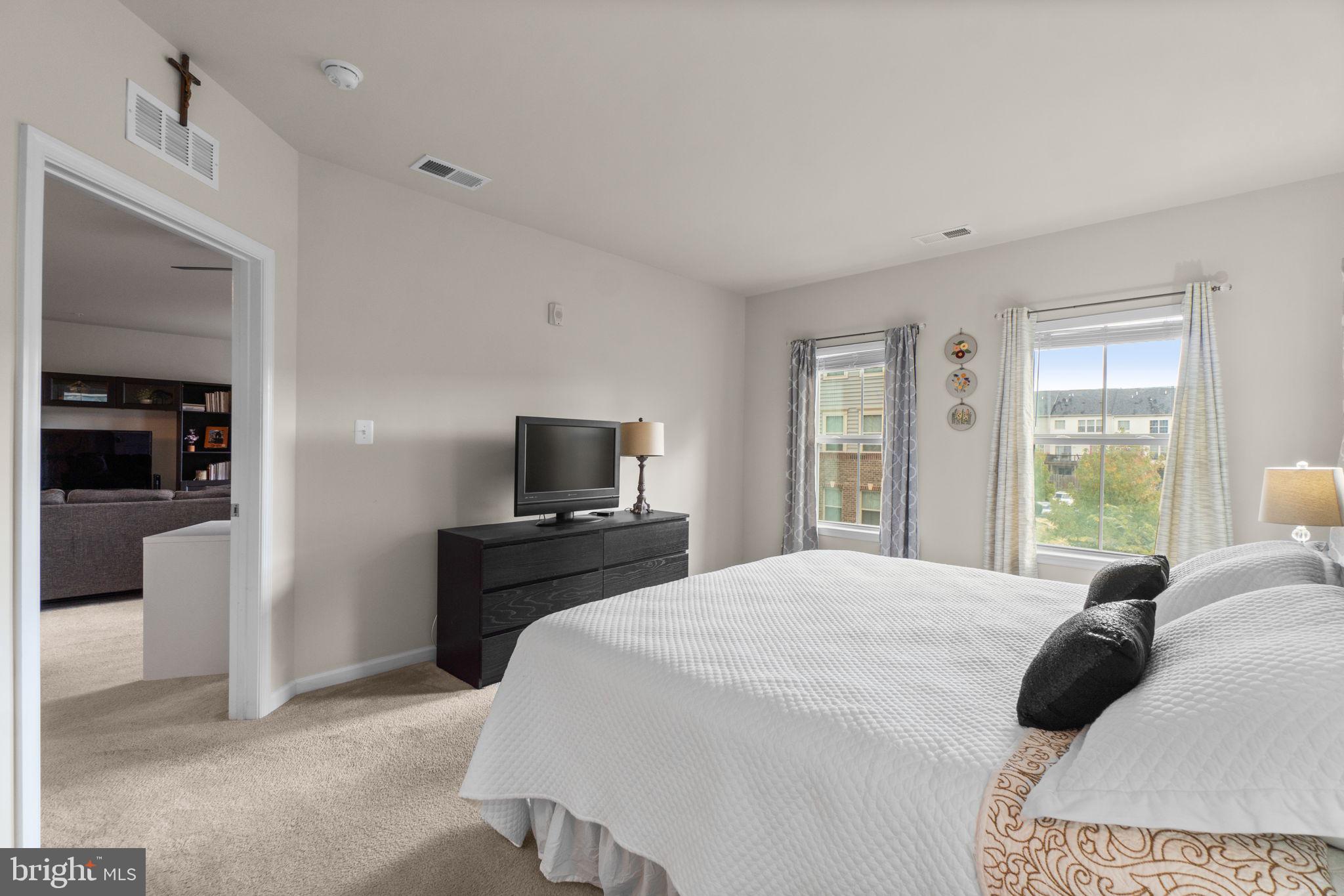 4861 Finnical Way, Unit 203 Frederick, MD 21703 - Photo 17 of 32 Primary Bedroom