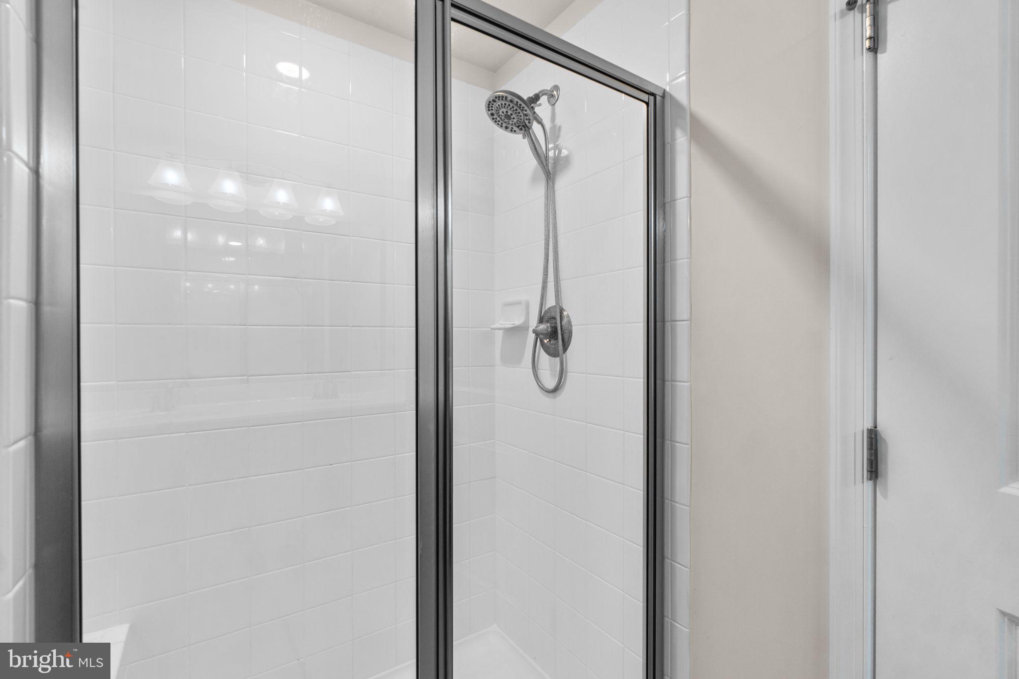 4861 Finnical Way, Unit 203 Frederick, MD 21703 - Photo 19 of 32 Primary Bathroom