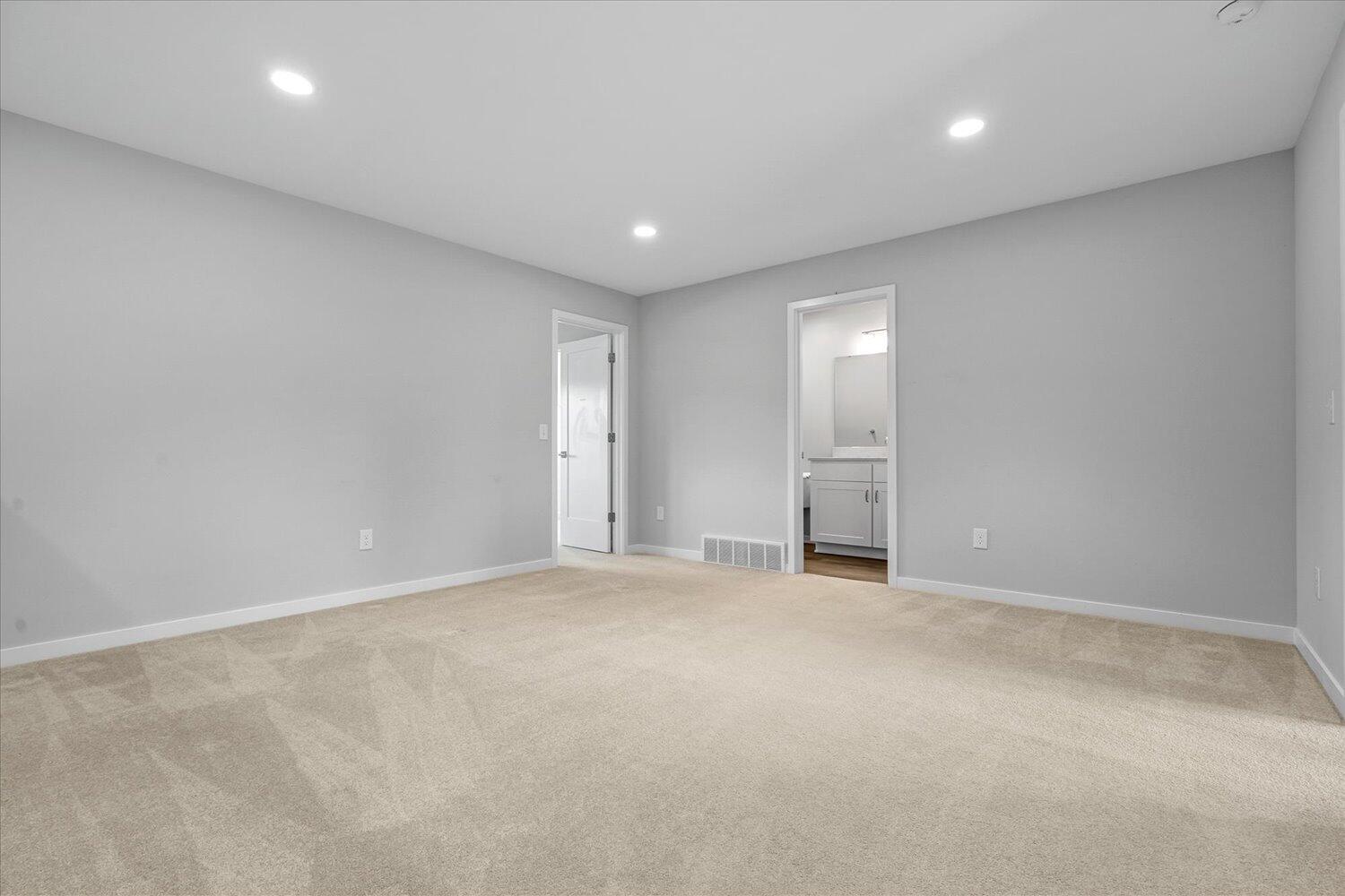 4065 Enclave Way Kalamazoo, MI 49009 - Photo 22 of 46 24-WM4065enclave-21