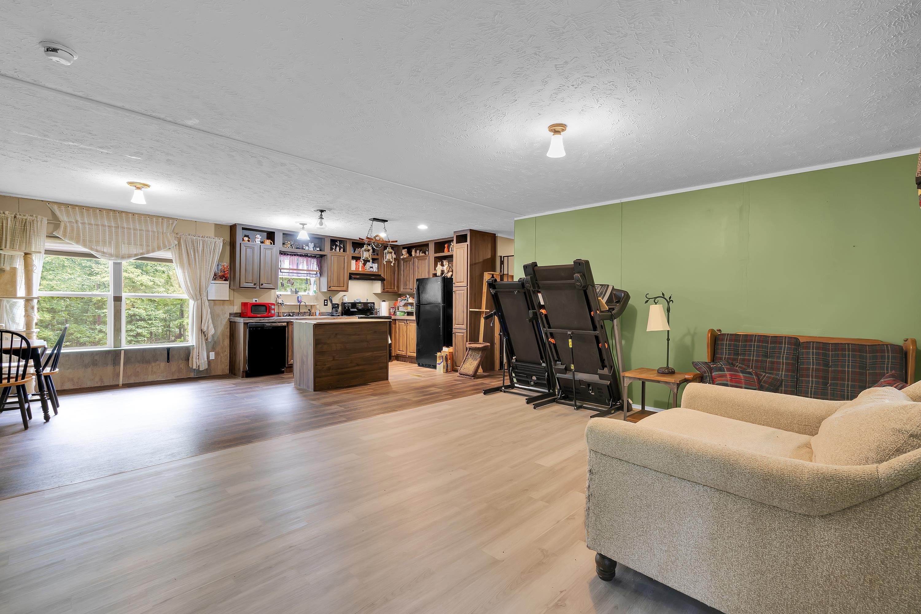 850 Bud Arthur Bridge Road Cowpens, SC 29330 - Photo 5 of 22 Gallery Image 5