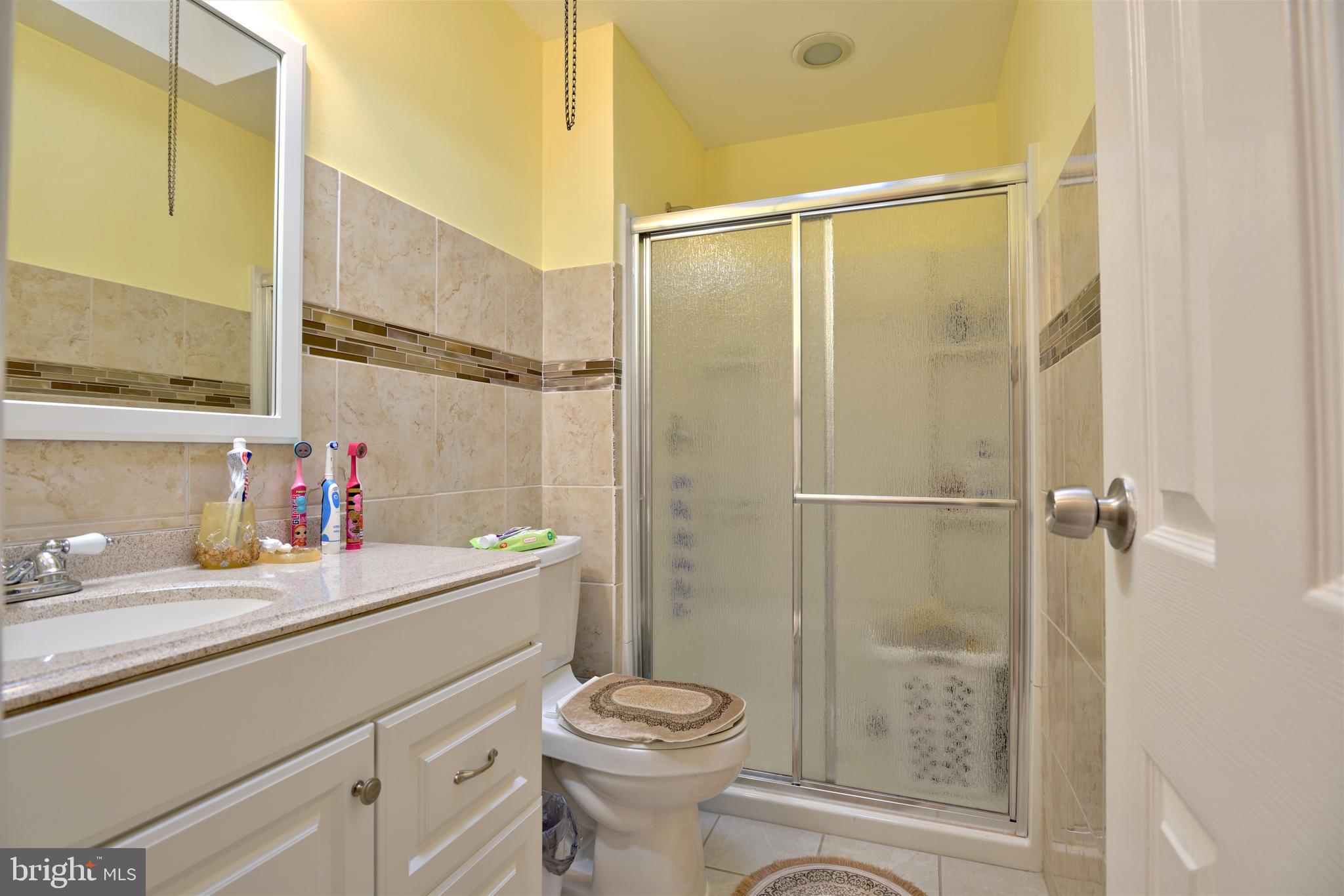 11945 Dumont Road Philadelphia, PA 19116 - Photo 16 of 29 Gallery Image 16