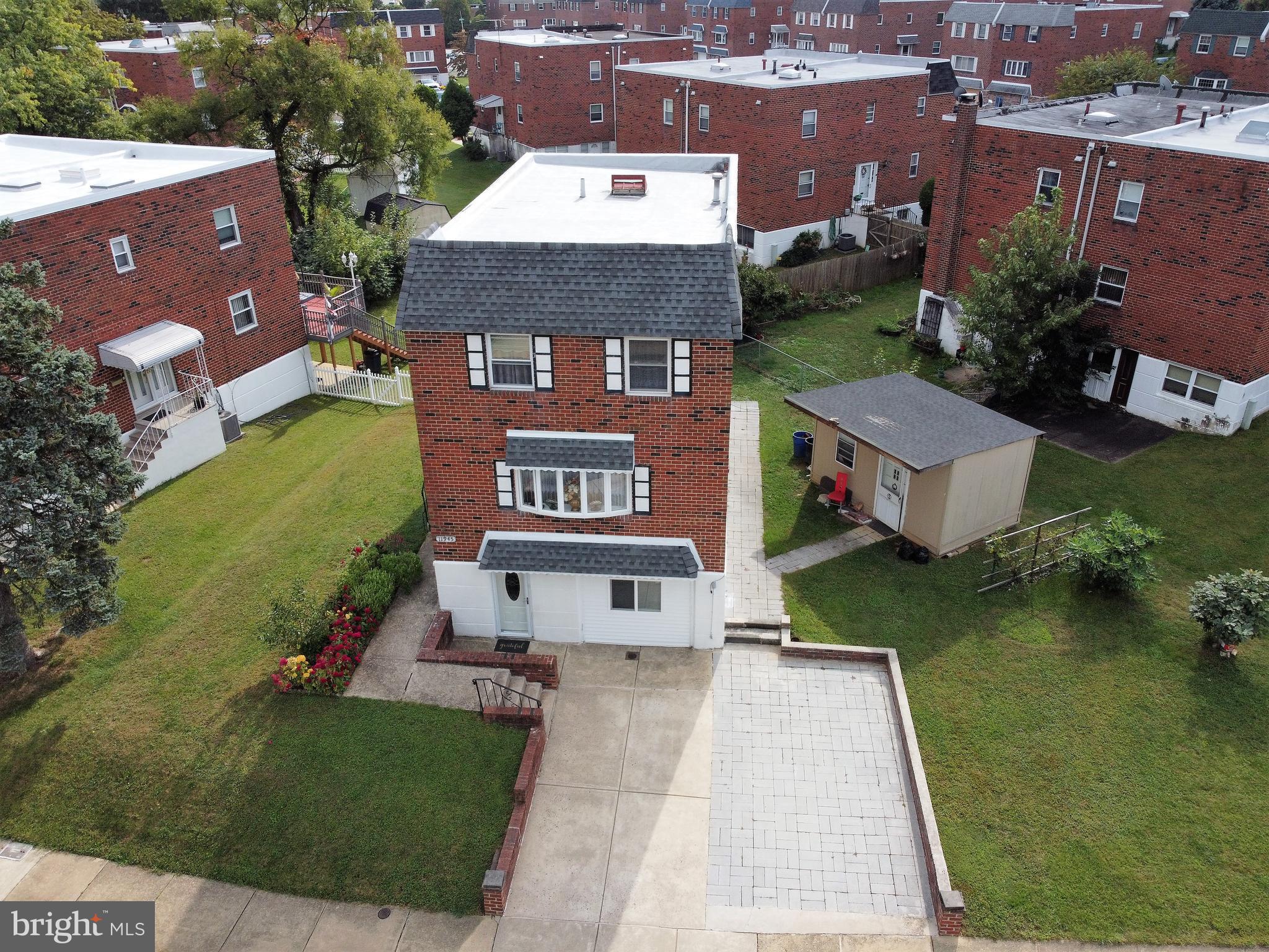 11945 Dumont Road Philadelphia, PA 19116 - Photo 26 of 29 Gallery Image 26