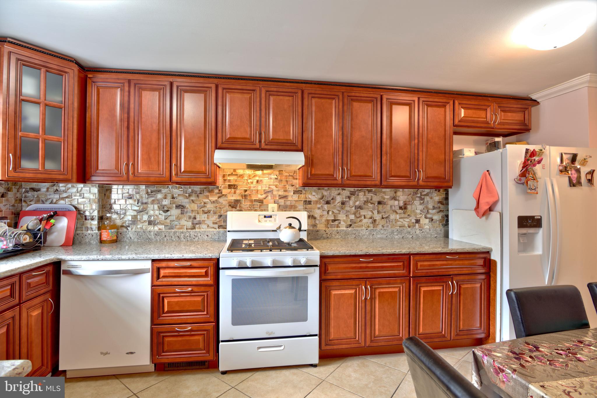 11945 Dumont Road Philadelphia, PA 19116 - Photo 10 of 29 Gallery Image 10