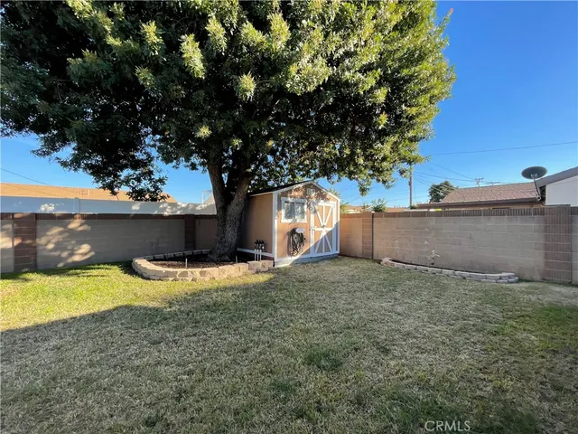 $929,999 | 10362 Aurelia Avenue, Cypress, CA 90630