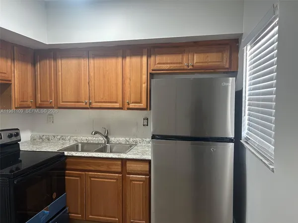 $2,100 | 730 Southwest 4th Street, Unit A, Dania Beach, FL 33004