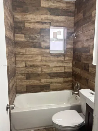 $2,100 | 730 Southwest 4th Street, Unit A, Dania Beach, FL 33004