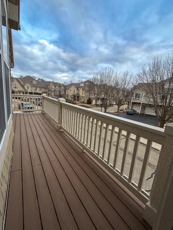 $360,000 | 345 Sundown Court, Unit B, Wauconda, IL 60084