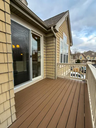 $360,000 | 345 Sundown Court, Unit B, Wauconda, IL 60084