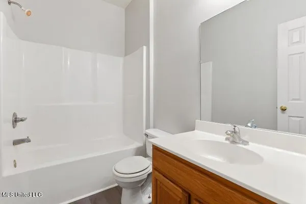 $1,550 | 6118 East Benton Street, Bay St. Louis, MS 39520