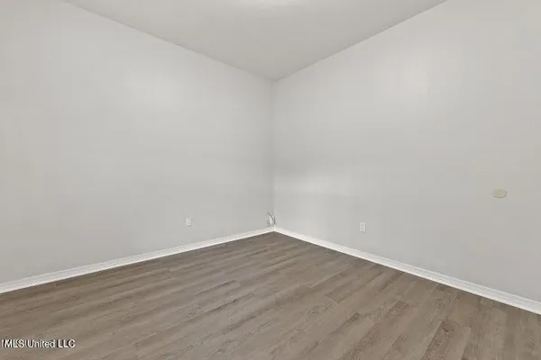 $1,550 | 6118 East Benton Street, Bay St. Louis, MS 39520