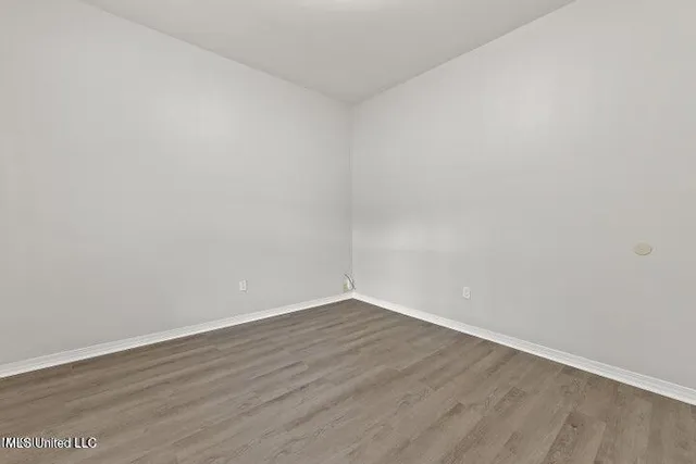 $1,550 | 6118 East Benton Street, Bay St. Louis, MS 39520