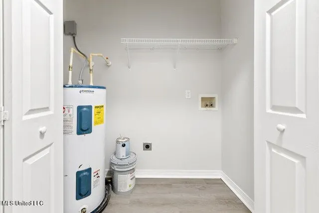 $1,550 | 6118 East Benton Street, Bay St. Louis, MS 39520