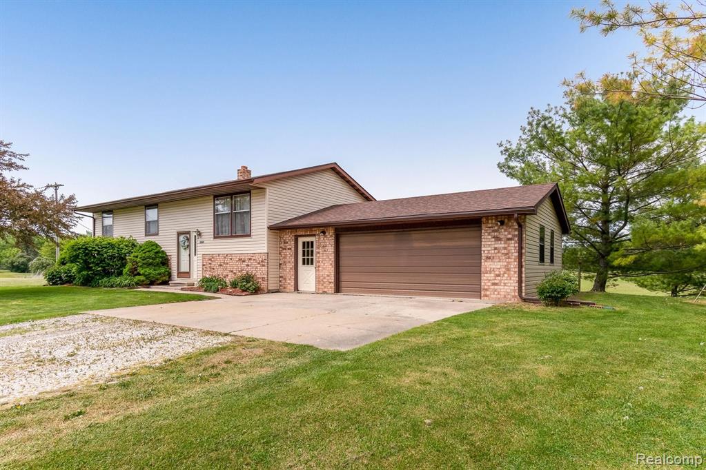 5660 Rattle Run Road St. Clair, MI 48079 - Photo 25 of 40