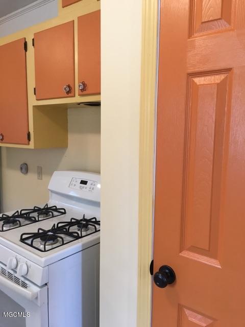 180 Violet Street Biloxi, MS 39531 - Photo 12 of 12 IMG_3898
