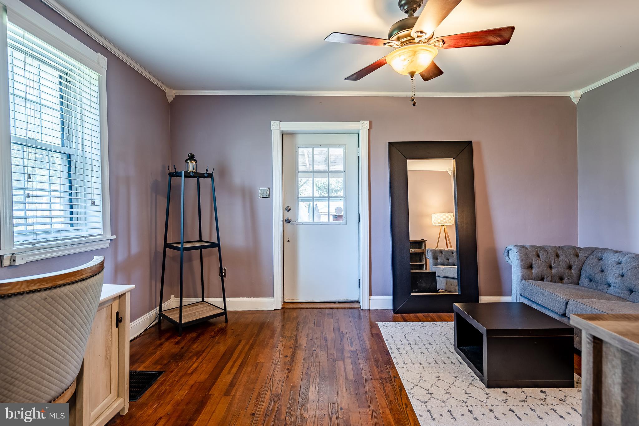 1044 Township Line Road Phoenixville, PA 19460 - Photo 6 of 25 Family Room