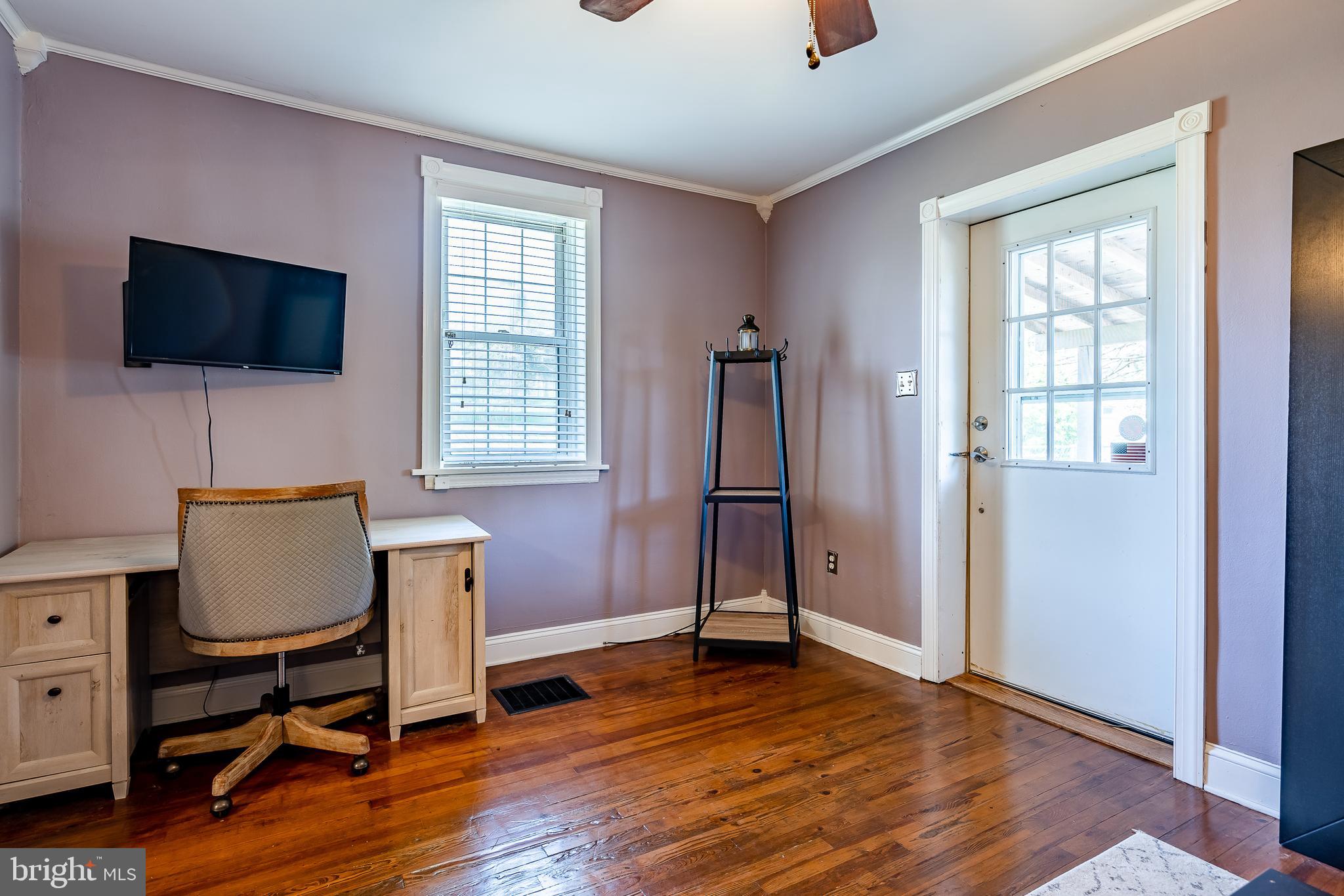 1044 Township Line Road Phoenixville, PA 19460 - Photo 8 of 25 Family Room