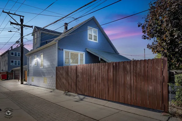 $249,900 | 7515 West 61st Street, Summit, IL 60501