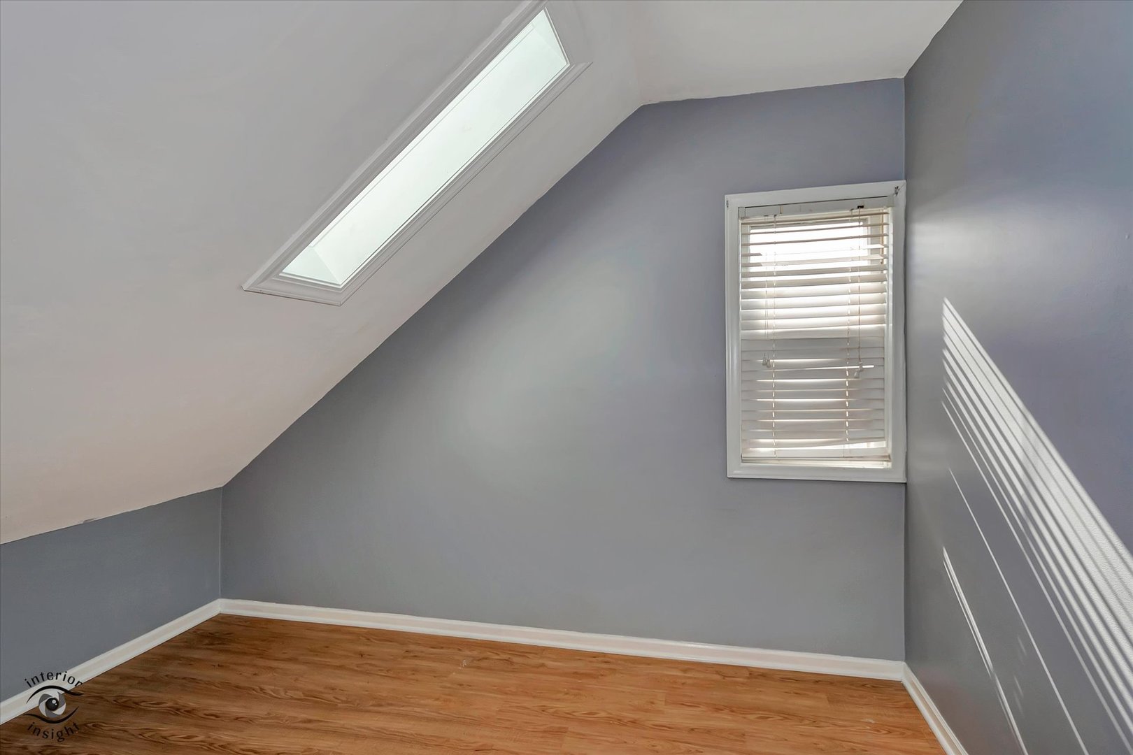 7515 West 61st Street Summit, IL 60501 - Photo 22 of 32 a view of an empty room and window