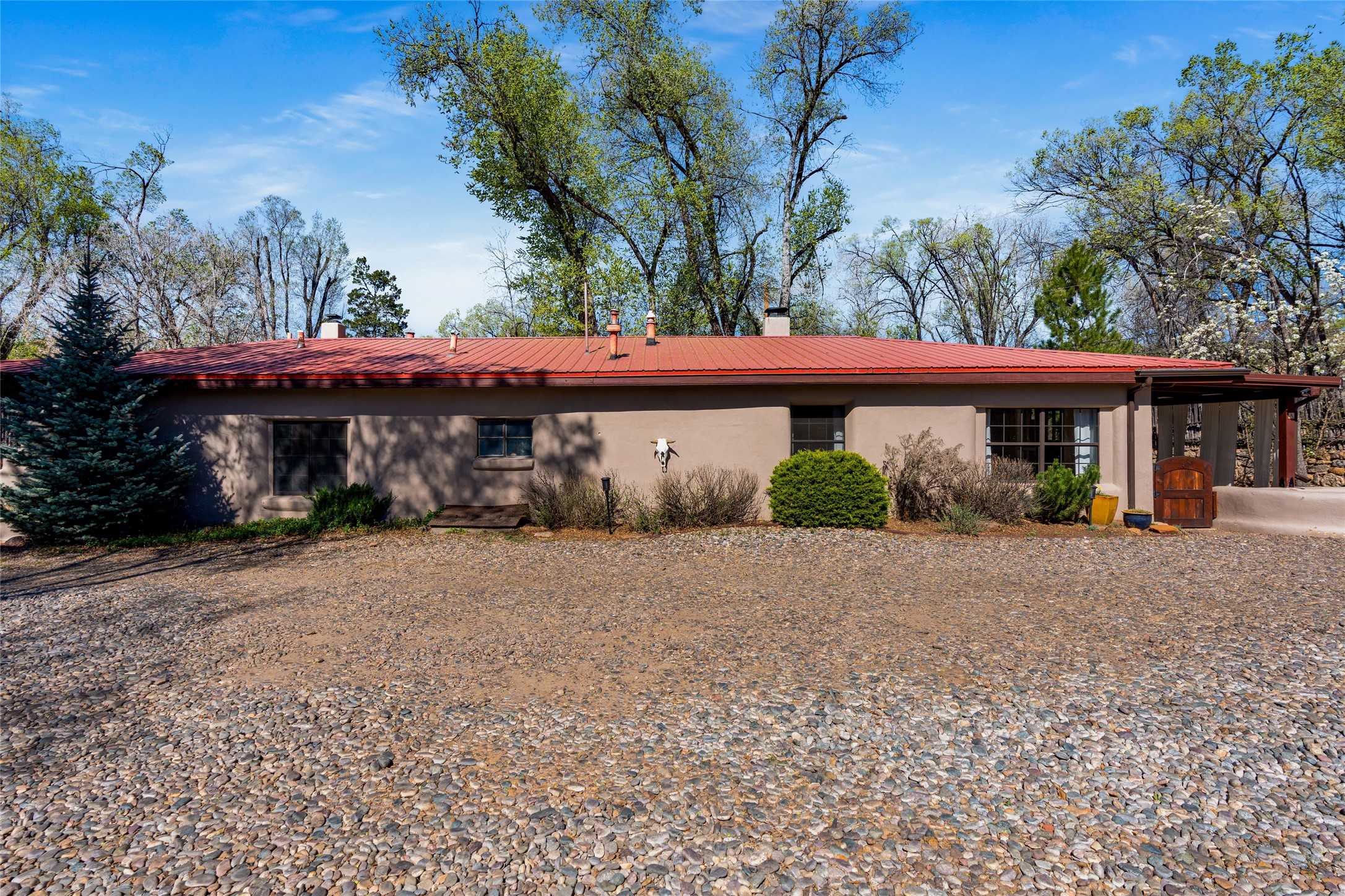1402 Bishops Lodge Road, Unit A Santa Fe, NM 87506 - Photo 35 of 40 Front View