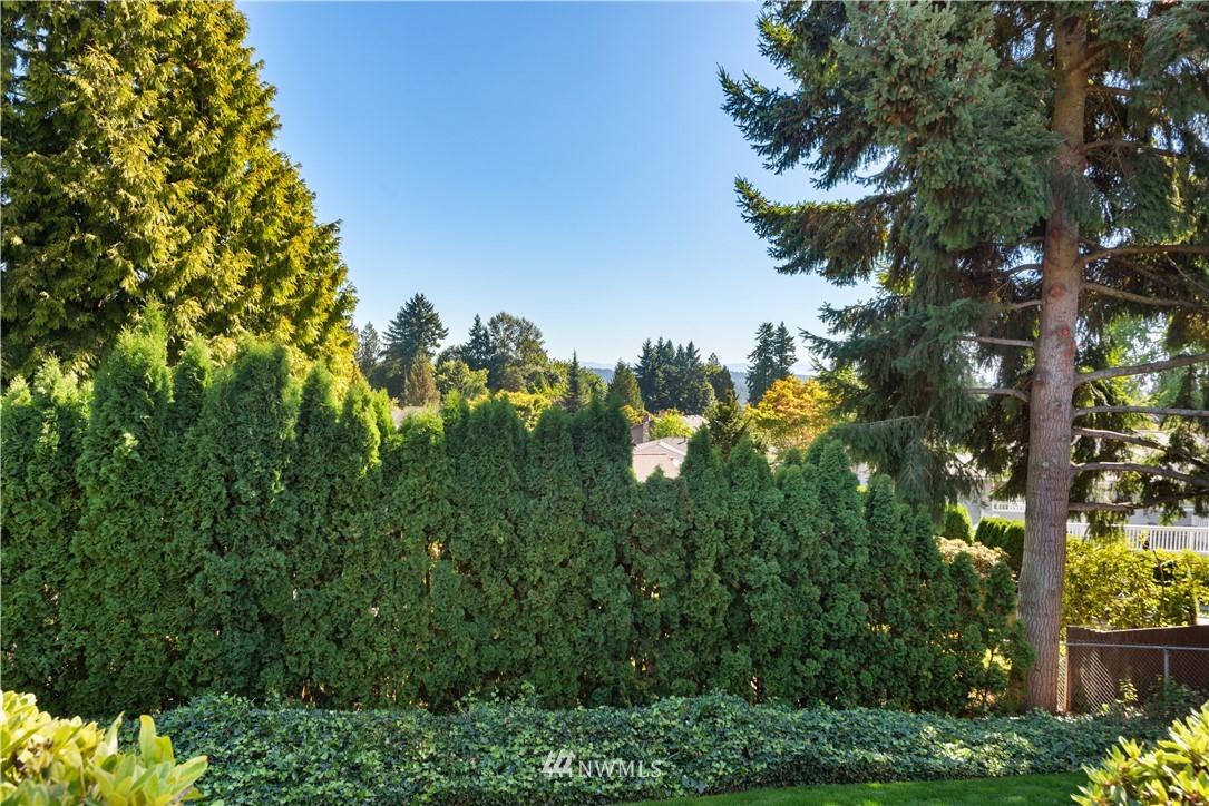 19912 105th Place Northeast Bothell, WA 98011 - Photo 25 of 30 Gallery Image 25