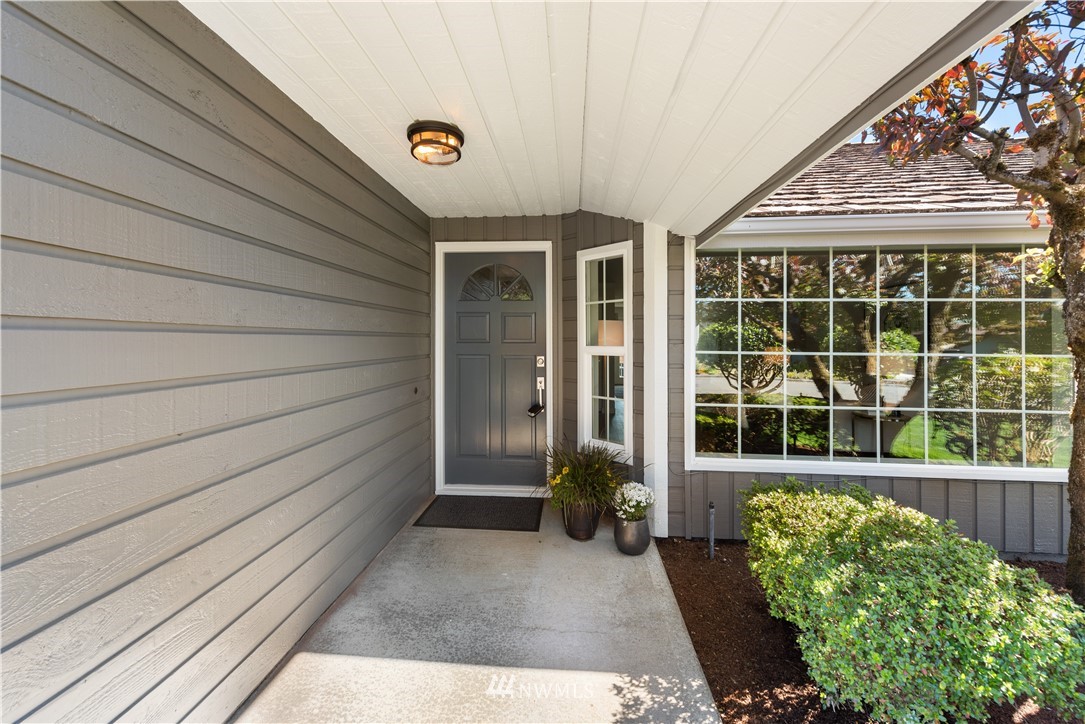 19912 105th Place Northeast Bothell, WA 98011 - Photo 3 of 30 Gallery Image 3