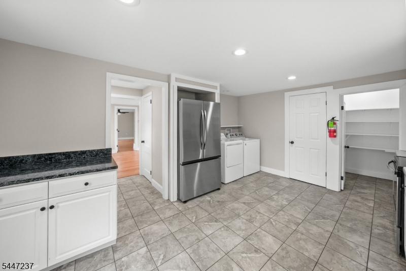 117 Mountain View Road Hillsborough, NJ 08844 - Photo 8 of 19