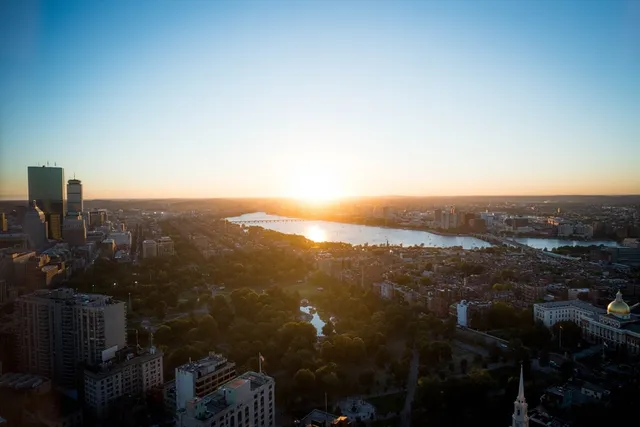 $20,000 | 1 Franklin Street, Unit 5206, Boston, MA 02110