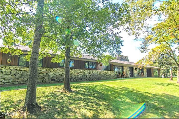 810 Whitaker Road New Market, TN 37820 - Photo 4 of 54