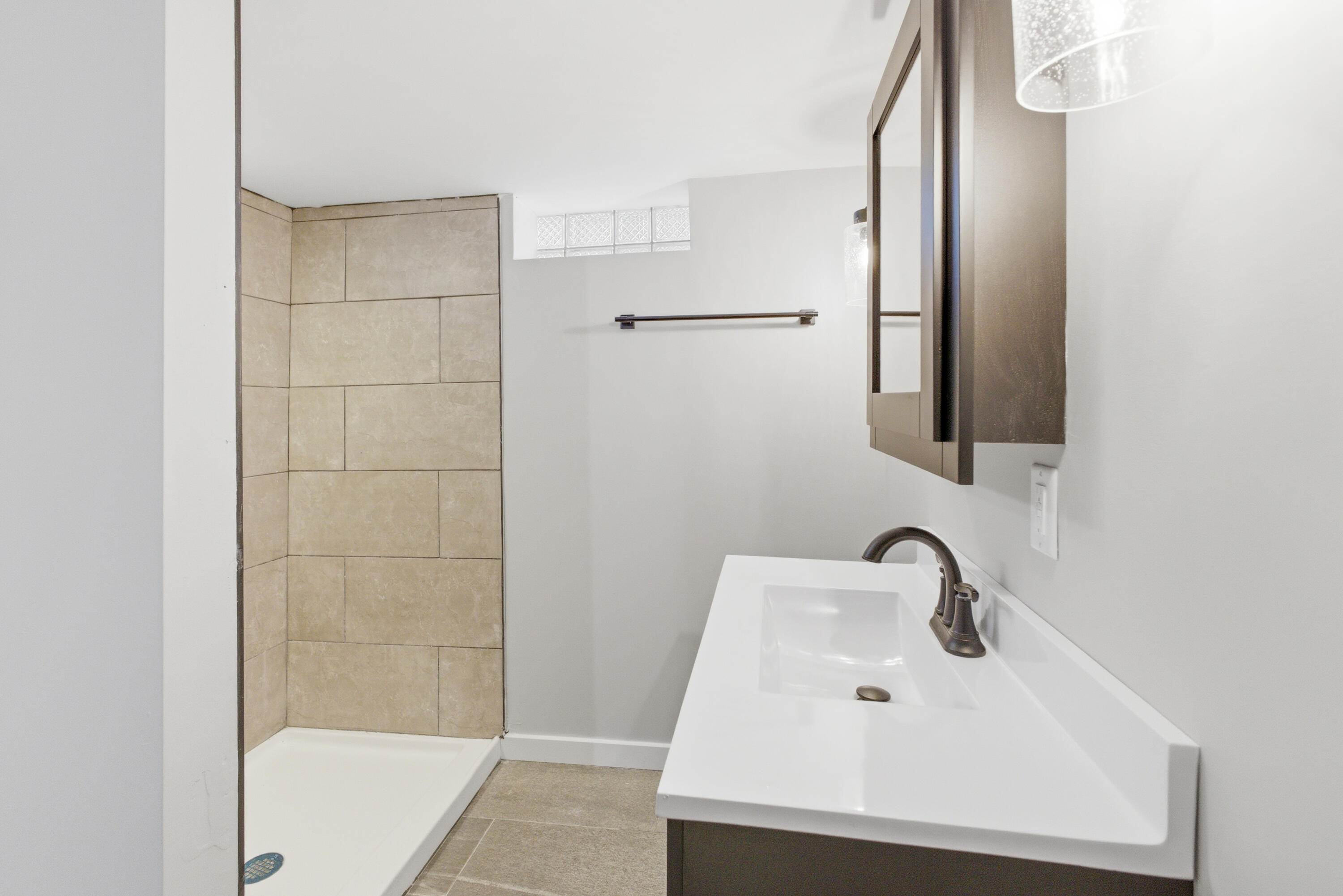 4175 South 5th Street Milwaukee, WI 53207 - Photo 17 of 21 IMG_3818