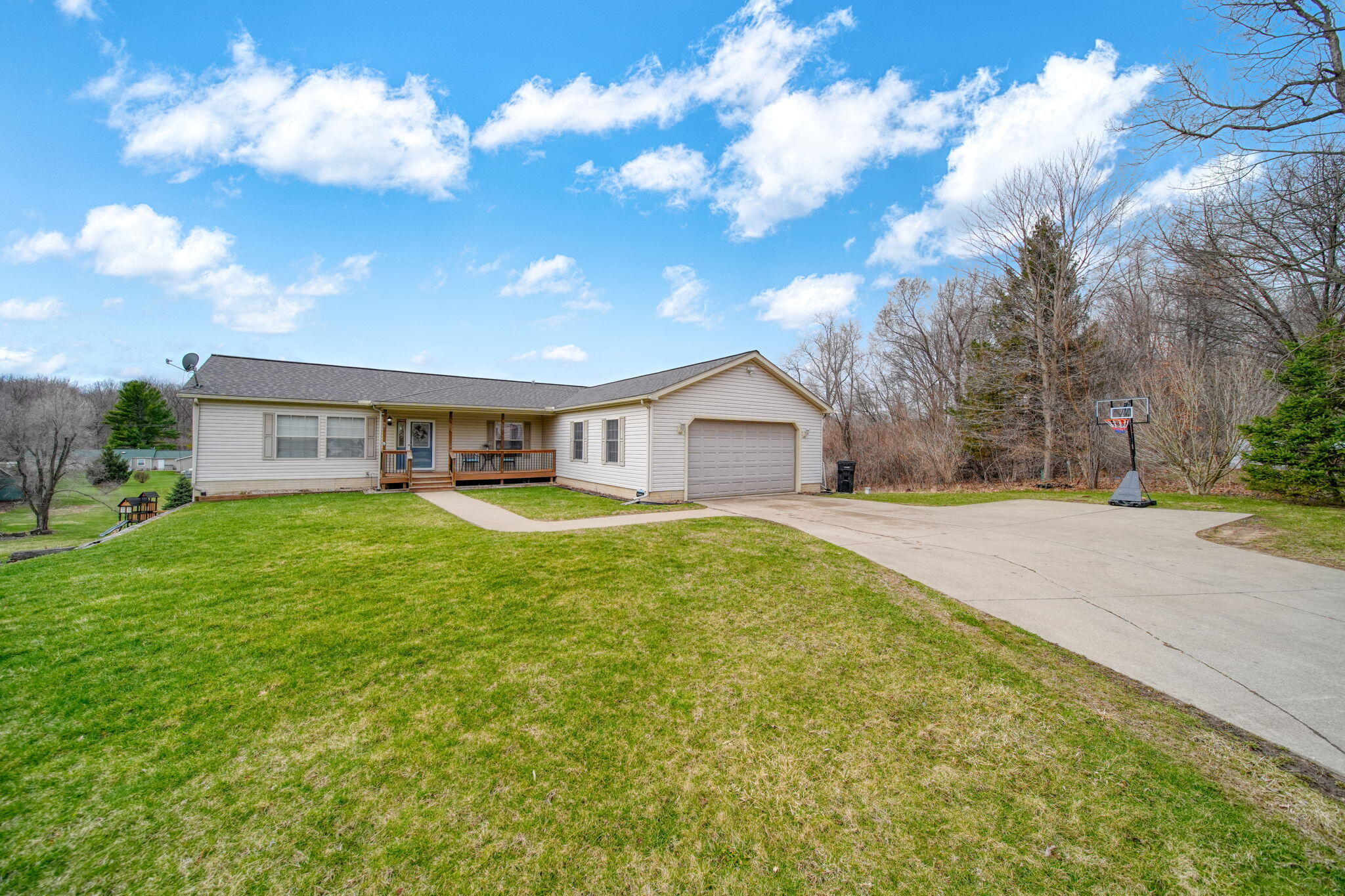 7454 Ann Arbor Road Jackson, MI 49201 - Photo 1 of 52 1