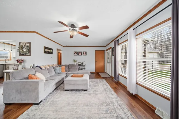 $299,900 | 7454 Ann Arbor Road, Jackson, MI 49201