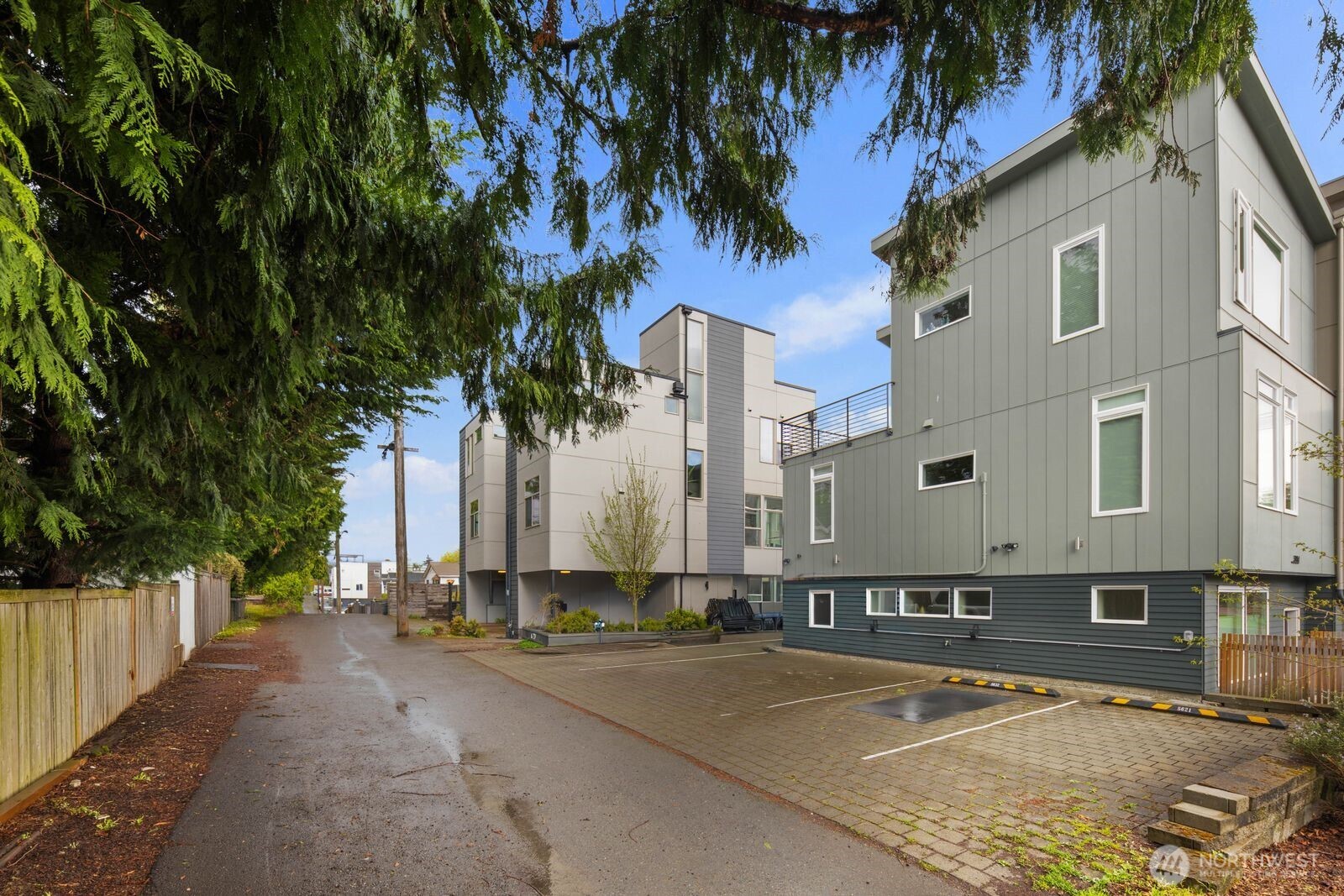 3912 Southwest Brandon Street Seattle, WA 98136 - Photo 23 of 25