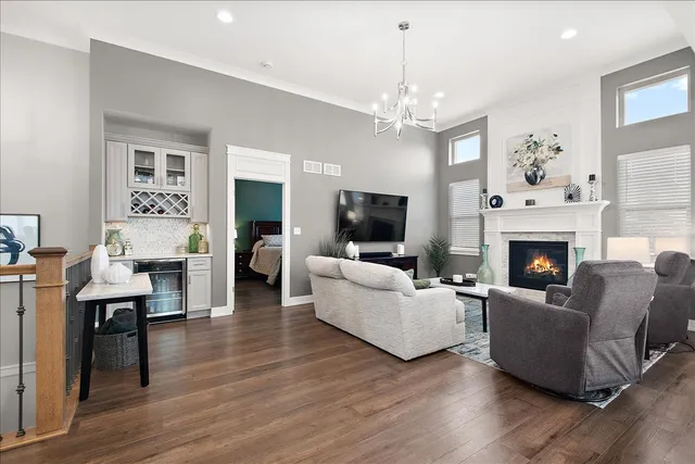 $619,900 | 1330 Lacoma Drive, Lockport, IL 60441