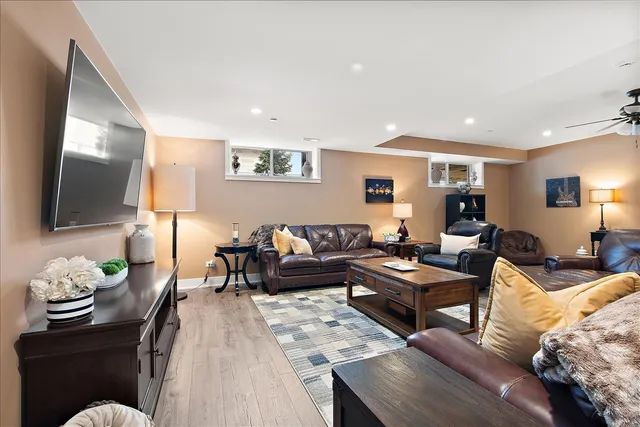 $619,900 | 1330 Lacoma Drive, Lockport, IL 60441