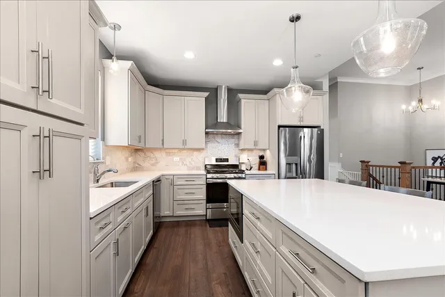 $619,900 | 1330 Lacoma Drive, Lockport, IL 60441