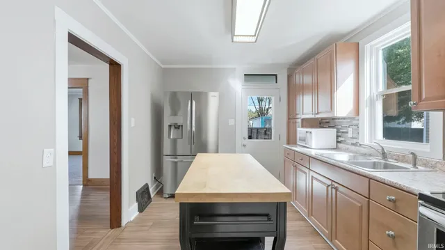 $198,000 | 121 East Branning Avenue, Fort Wayne, IN 46806