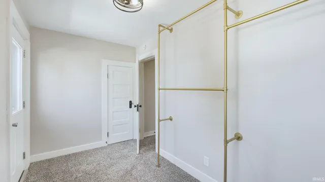 $198,000 | 121 East Branning Avenue, Fort Wayne, IN 46806