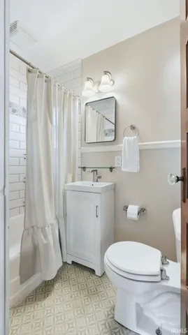 $198,000 | 121 East Branning Avenue, Fort Wayne, IN 46806