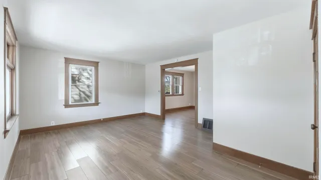 $198,000 | 121 East Branning Avenue, Fort Wayne, IN 46806