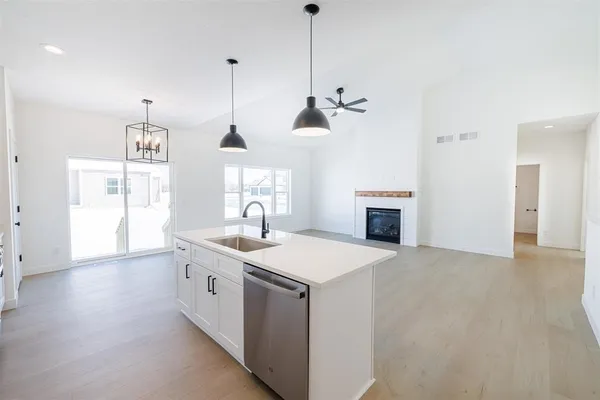 $364,900 | 1738 East Kyle, Beloit, WI 53511