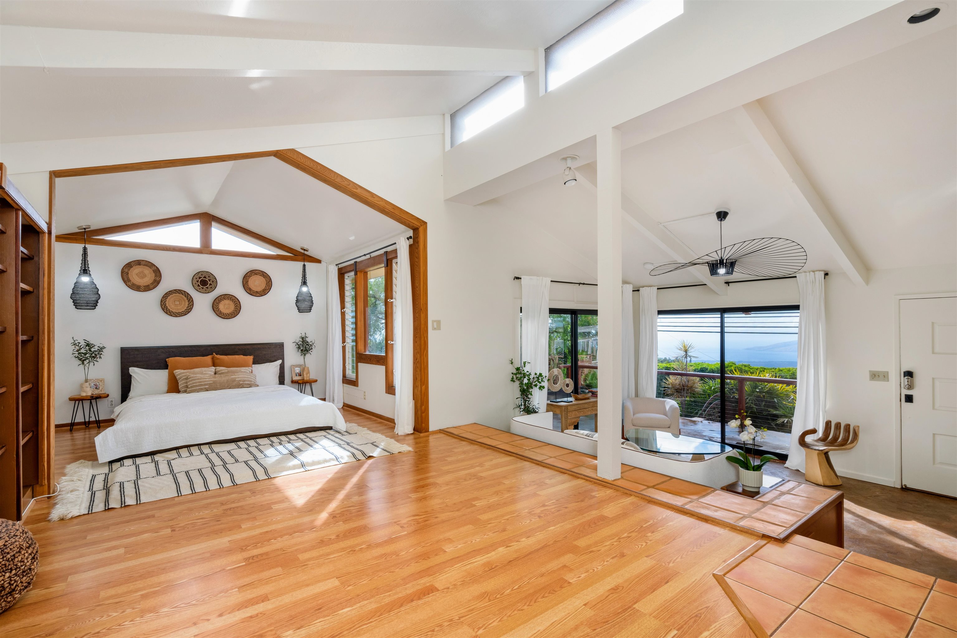 5005 Lower Kula Road Kula, HI 96790 - Photo 7 of 30 a living room with a couch and a table