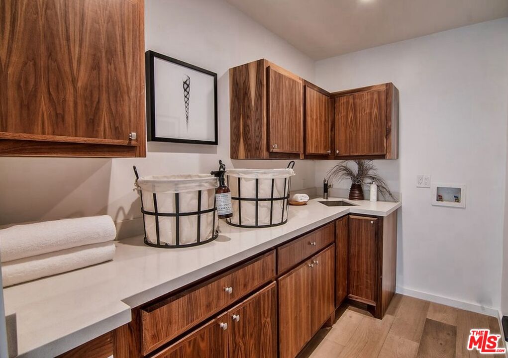 1506 Walnut Avenue Venice, CA 90291 - Photo 23 of 29