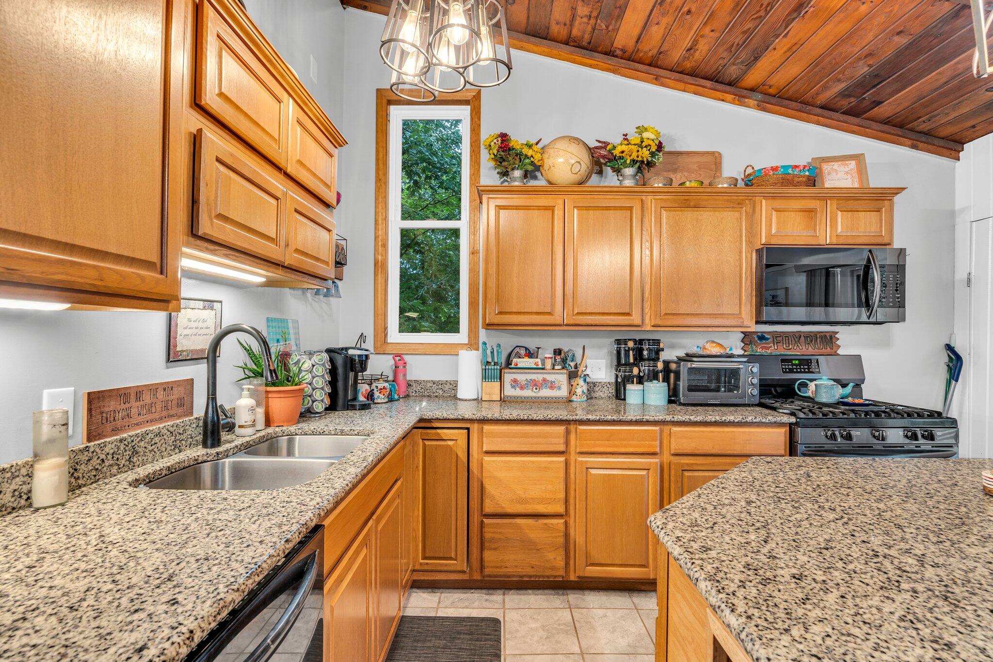 18 Colby Drive Woolwich, ME 04579 - Photo 12 of 56 18 Colby Drive