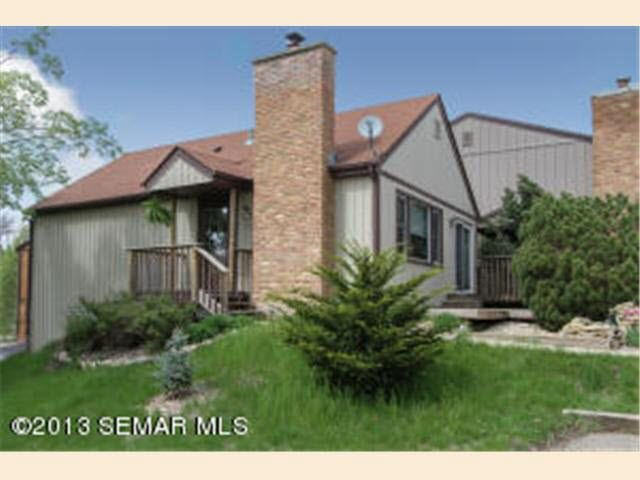 37 Viking Village Drive Rochester, MN 55901 - Photo 1 of 26